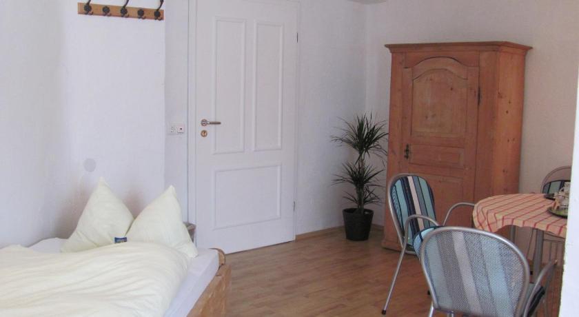 Hotel Negele Hohenfurch Habitación foto